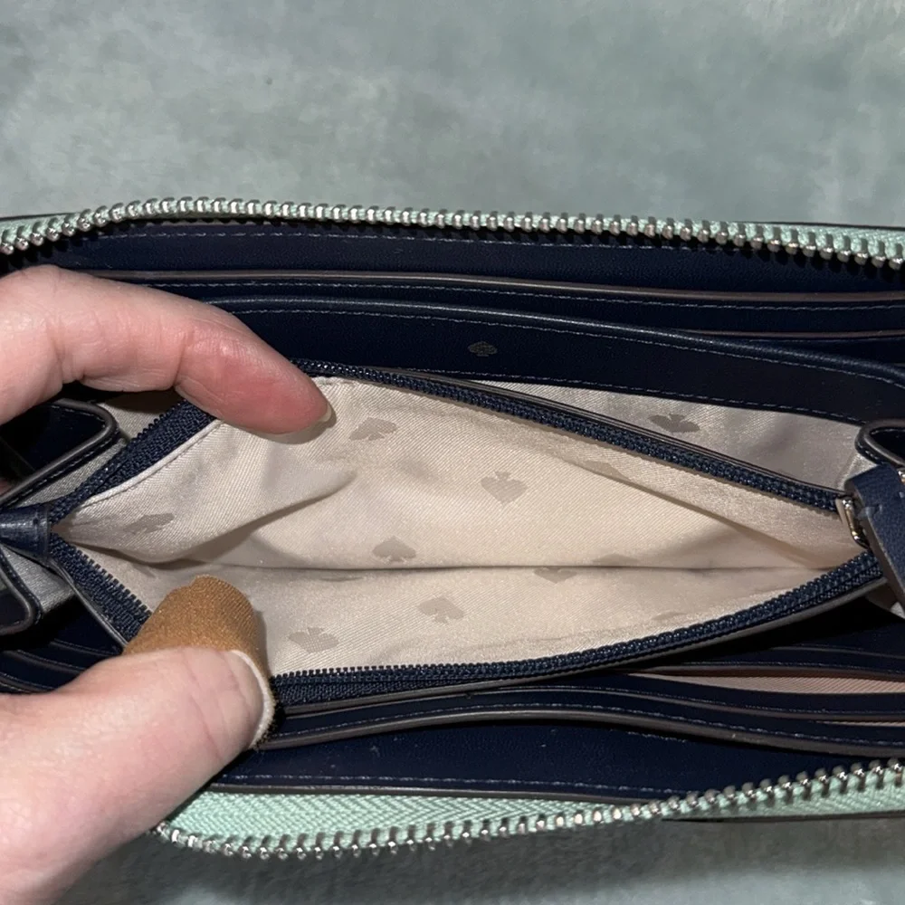 kate spade Green and White Women's Wallet - Picture 9 of 17